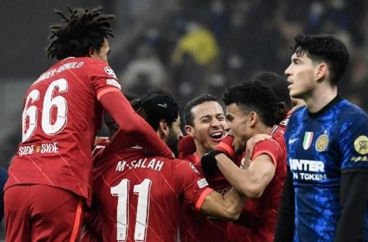 Selebrasi para pemain Liverpool usai Mohamed Salah cetak gol ke gawang Inter Milan. (Filippo Montefo/AFP)