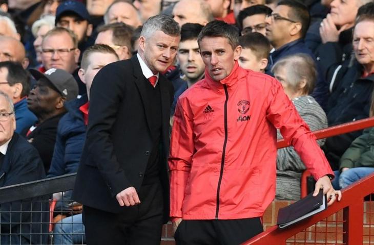 Kieran McKenna saat masih mendampingi Ole Gunnar Solskjaer di Manchester United. (AFP/Paul Ellis)