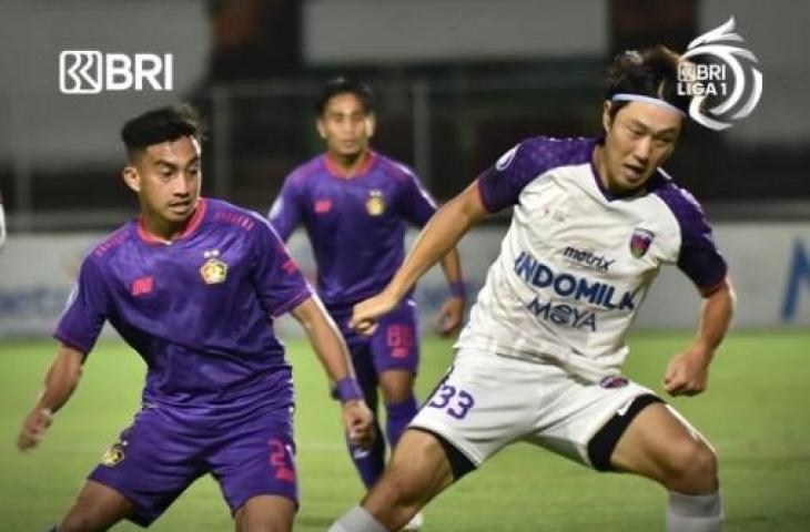 Persita Tangerang vs Persik Kediri di Liga 1 2021/2022. (Instagram/@liga1match)