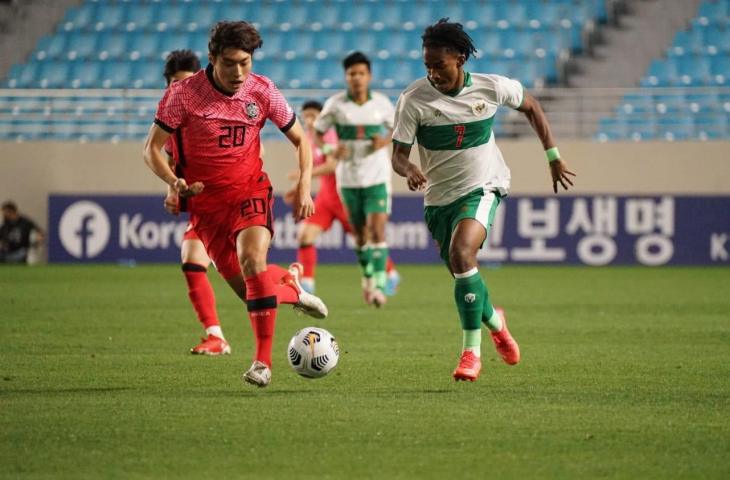 Pemain Timnas Indonesiaa U-19, Ronaldo Kwateh, vs Korea Selatan U-19. (Dok. PSSI)