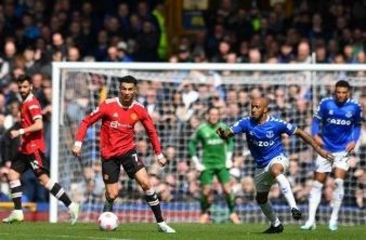 Aksi Cristiano Ronaldo saat Manchester United dikalahkan Everton 0-1. (AFP)