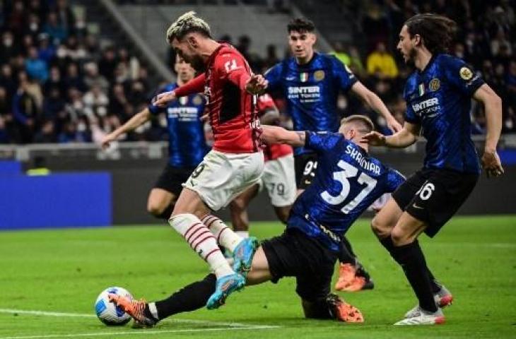 Inter Milan taklukkan AC Milan 3-0 di semifinal Coppa Italia. (MIGUEL MEDINA / AFP)