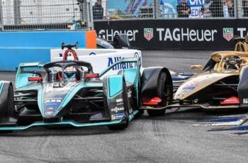 Hasil Formula E Jakarta 2022: Kutukan Vergne Berlanjut, Mitch Evans Juara