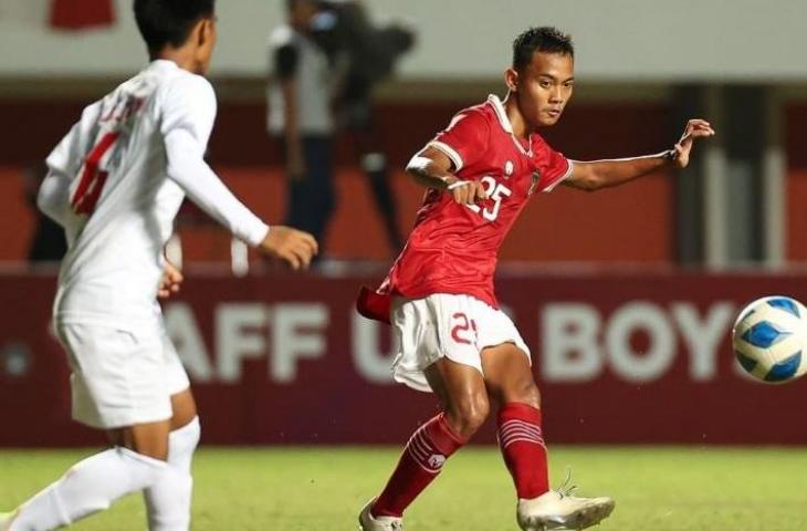 Winger Timnas Indonesia U-16, Riski Afrisal, dalam pertandingan melawan Myanmar. (Dok. PSSI)