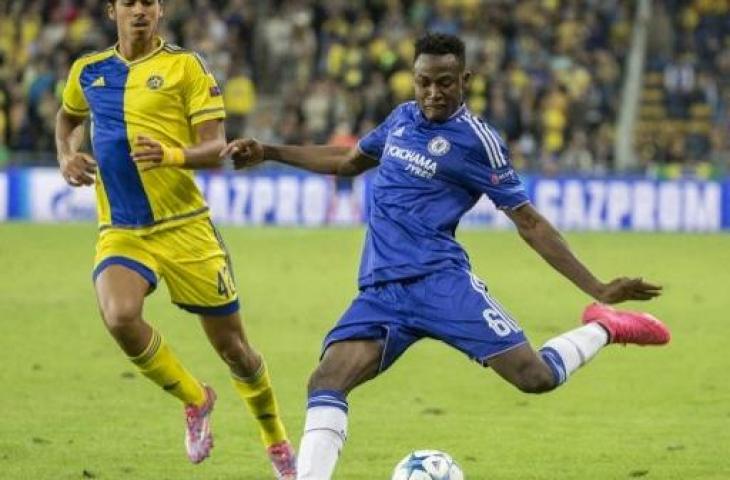 Pemain Chelsea, Baba Rahman. (AFP)