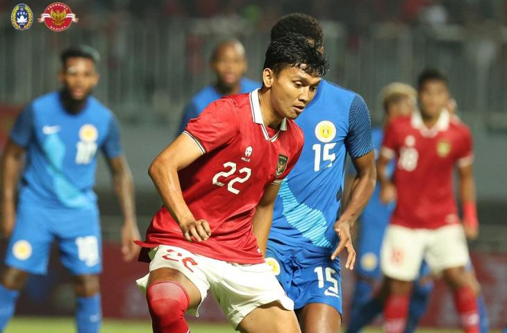 Aksi winger Timnas Indonesia, Dendy Sulistyawan, dalam pertandingan melawan Curacao, Selasa (27/9/2022). (dok. PSSI)