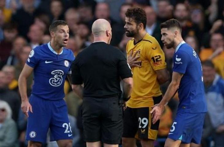 Aksi Diego Costa saat Wolverhampton Wanderes dihajar Chelsea 0-3 pada pekan ke-9 Liga Inggris 2022/2023. (AFP)