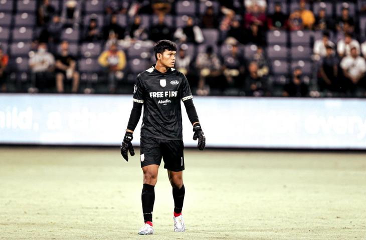 Muhammad Riyandi dalam pertandingan Persis Solo vs JDT. (Dok. Persis Solo)