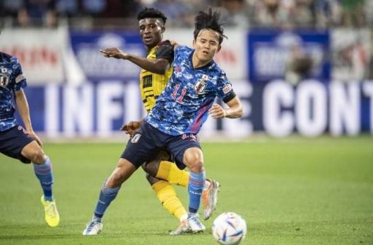 Takefusa Kubo saat membela Timnas Jepang. (AFP)