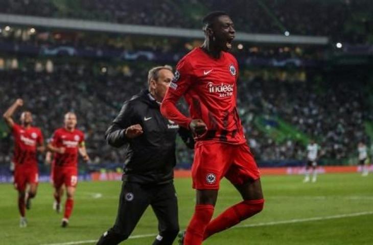 Penyerang Eintracht Frankfurt, Randal Kolo Muani. [CARLOS COSTA / AFP]