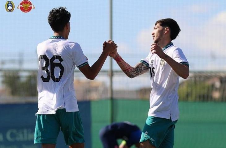 Pemain keturunan, Rafael Struick cetak gol di laga timnas Indonesia U-20 vs Slovakia U-20, Sabtu (19/11/2022). (Twitter/@PSSI)