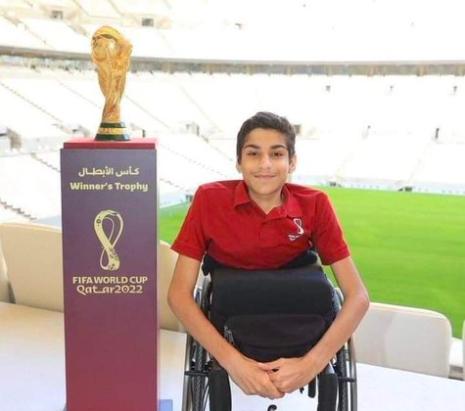 Ghanim Al-Muftah, penyandang disabilitas yang jadi pembuka Piala Dunia 2022. (Twitter)