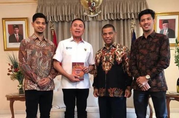 Ketum PSSI Silaturahmi ke Kedubes RI di Qatar (Instagram/indonesiaindoha)