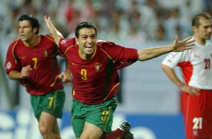 Pauleta saat perkuat Portugal di Piala Dunia 2002. (AFP)