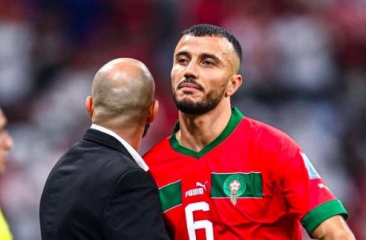 Bek Timnas Maroko, Romain Saiss. (Twitter)