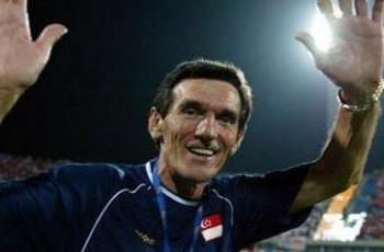 Mengenal Radojko Avramovic, Pelatih dengan Gelar Piala AFF Terbanyak