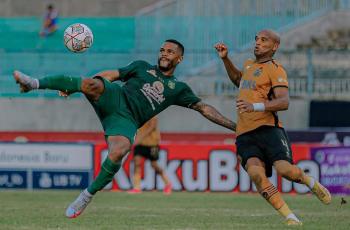 Berkelas, Momen Gol Akrobatik Striker Anyar Persebaya Paulo Victor ke Gawang Bhayangkara FC