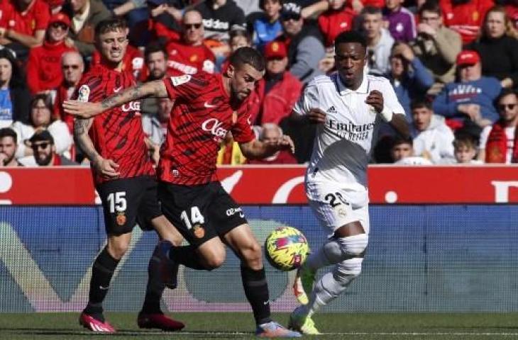 Aksi Vinicius Jr saat Real Madrid kalah lawan Real Mallorca 0-1. (AFP)