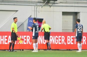 Momen Bersejarah, VAR Pertama Kali Digunakan di Liga Singapura saat Laga Albirex Niigata vs Hougang United