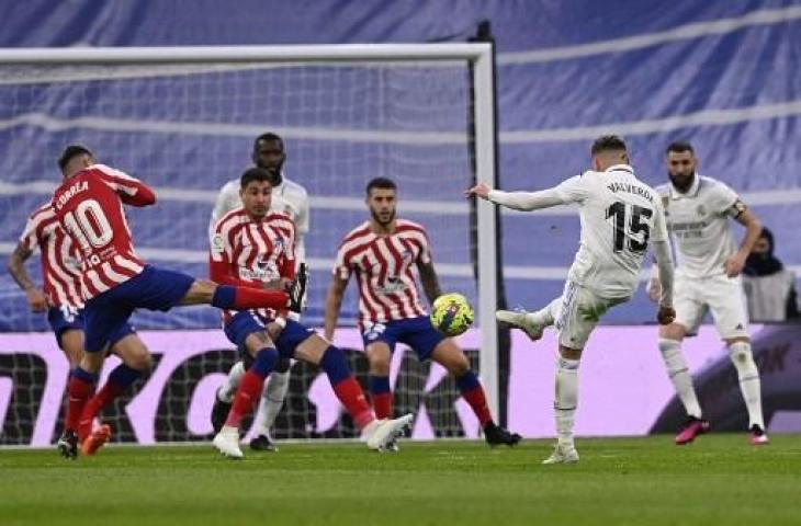 Laga Real Madrid vs Atletico Madrid berakhir imbang 1-1. (AFP)