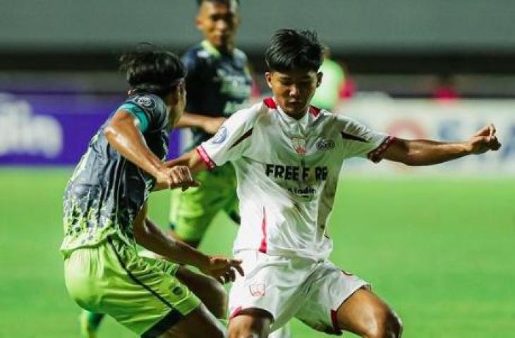 Aksi Arkhan Kaka saat debut bersama Persis Solo di BRI Liga 1 2022. (Dok. Persis Solo)