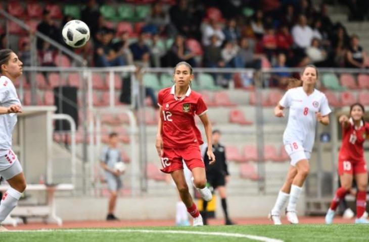 Timnas Putri Indonesia lawan Taiwan di babak pertama kualifikasi Olimpiade 2024. (dok. PSSI)