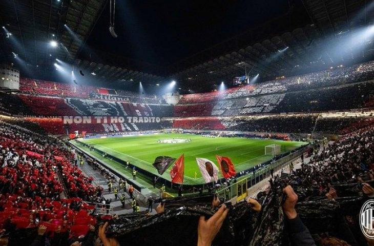 Arti Koreo Manusia Bertopeng Hitam Milik Fans AC Milan saat Kalahkan Napoli di Liga Champions. (Twitter)