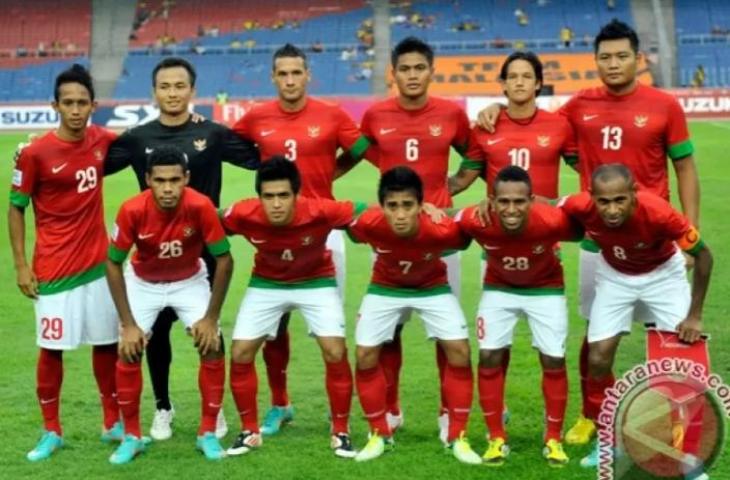 Irfan Bachdim dan kawan-kawan saat membela Timnas Indonesia. (Antara)