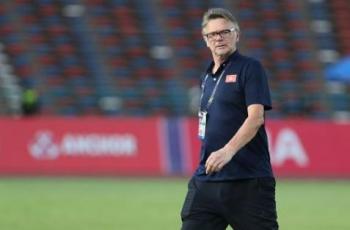 Philippe Troussier Anggap Lawan Timnas Indonesia adalah Pertempuran Final: Kita Saling Bertarung secara Fisik!