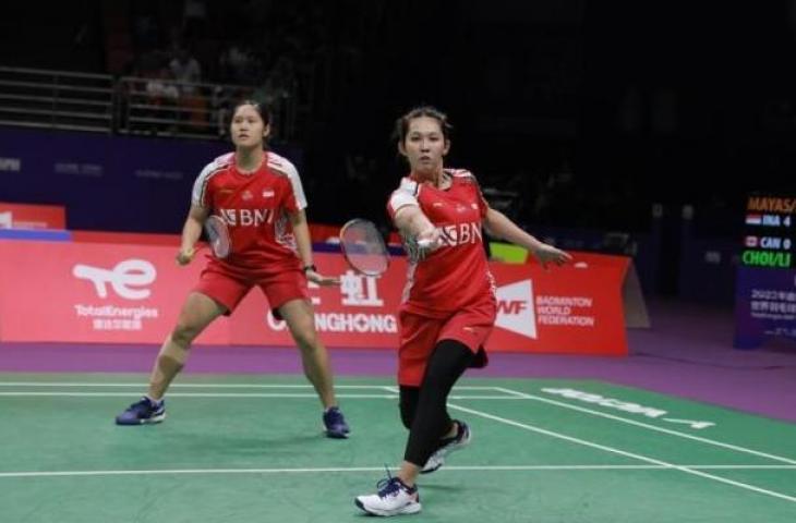 Ganda putri Ribka Sugiarto/Lanny Tria Mayasari mengemas kemenangan kelima bagi timnas bulu tangkis Indonesia atas Kanada pada babak penyisihan Grup B Piala Sudirman 2023 di Suzhou, China, Senin. (ANTARA/HO-PP PBSI)