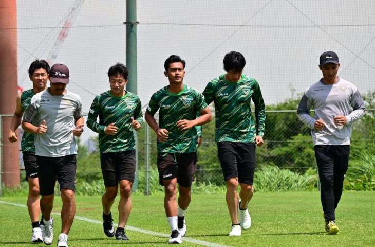 Pratama Arhan masih berlatih bersama Tokyo Verdy (Twitter/TokyoVerdySTAFF)