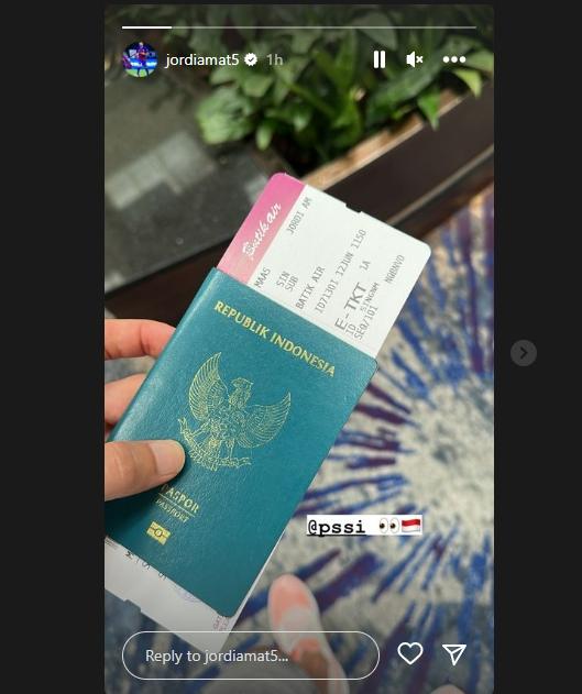 Postingan Jordi Amat yang menunjukkan dirinya otw ke Indonesia hari ini, Senin (12/6/2023). (Instagram/jordiamat5)