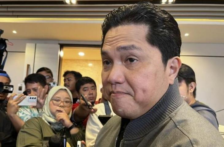 Ketua Umum PSSI Erick Thohir jawab soal nasib Bima Sakti dan Frank Wormuth. (ANTARA/Arnidhya Nur Zhafira)