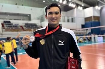 Profil Hendra Kurniawan, Middle Blocker Timnas Voli Indonesia yang Bersinar di AVC Challenge Cup 2023