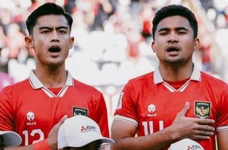 Pemain Timnas Indonesia Asnawi Mangkualam dan Pratama Arhan. (Instagram/@asnawi_bhr)