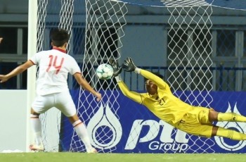 Kiper Vietnam Ungkap Rahasia Bisa Tepis Tendangan Penalti Ernando Ari di Final Piala AFF U-23 2023