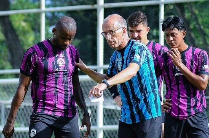 Pelatih Arema FC, Fernando Valente. (Dok. Arema FC)