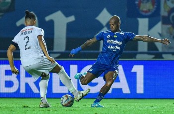 Kalah Telak di Kandang, Rekor Tak Terkalahkan Persib Harus Terhenti