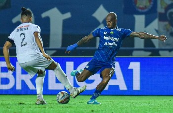 Dua Laga Tumpul Bersama Persib Bandung, Begini Pembelaan David da Silva: Kami Adalah Tim dengan .