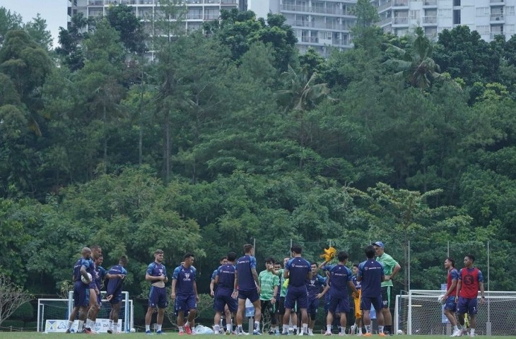 Persib berlatih di Lapangan Saraga ITB, Kamis 8 Februari 2024. (MO Persib)