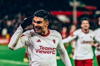 VAR Selamatkan Setan Merah dan Gol Telat Casemiro Bikin Manchester United Harus Ladeni Liverpool