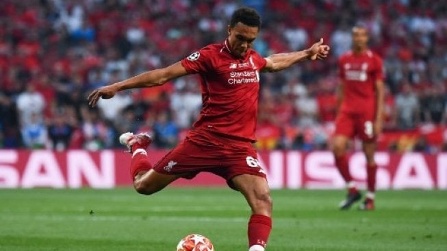 Bek kanan Liverpool, Trent Alexander-Arnold. (GABRIEL BOUYS / AFP)