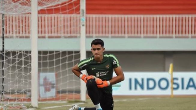 Nadeo Argawinata saat sesi latihan bersama Timnas Indonesia. (Instagram/nadeowinataa)