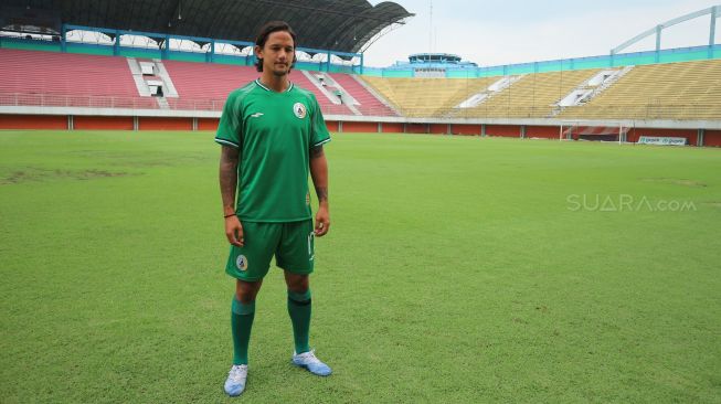 Irfan Bachdim resmi gabung PSS Sleman. (Suara.com/Irwan Febri Rialdi).