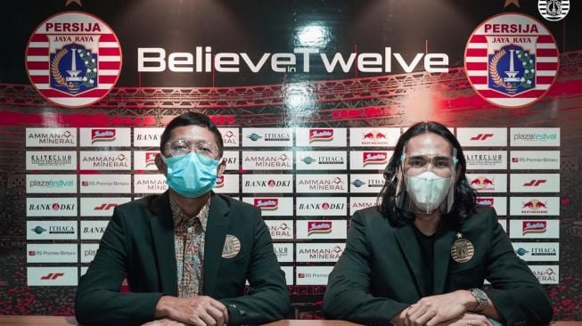 Presiden Persija Jakarta Mohamad Prapanca bersama Ryuji Utomo (dok. Persija).