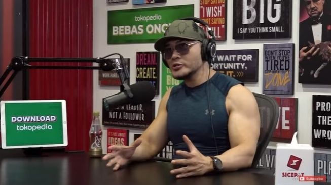 Pernyataan Deddy Corbuzier di Podcast terakhir. (YouTube/Deddy Corbuzier)