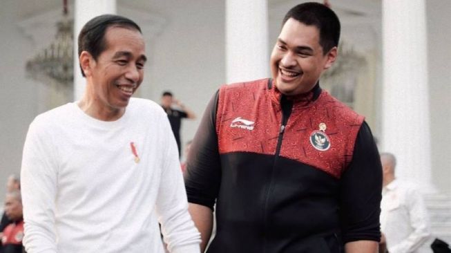 Presiden Jokowi dan Menpora Dito Ariotedjo (Instagram/@ditoariotedjo)