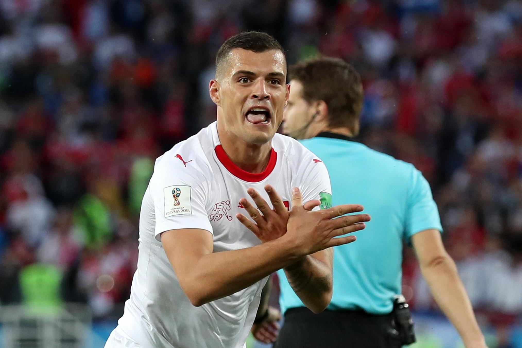 Selebrasi Kontroversial Xhaka dan Shaqiri Naik Meja Komdis FIFA - 1